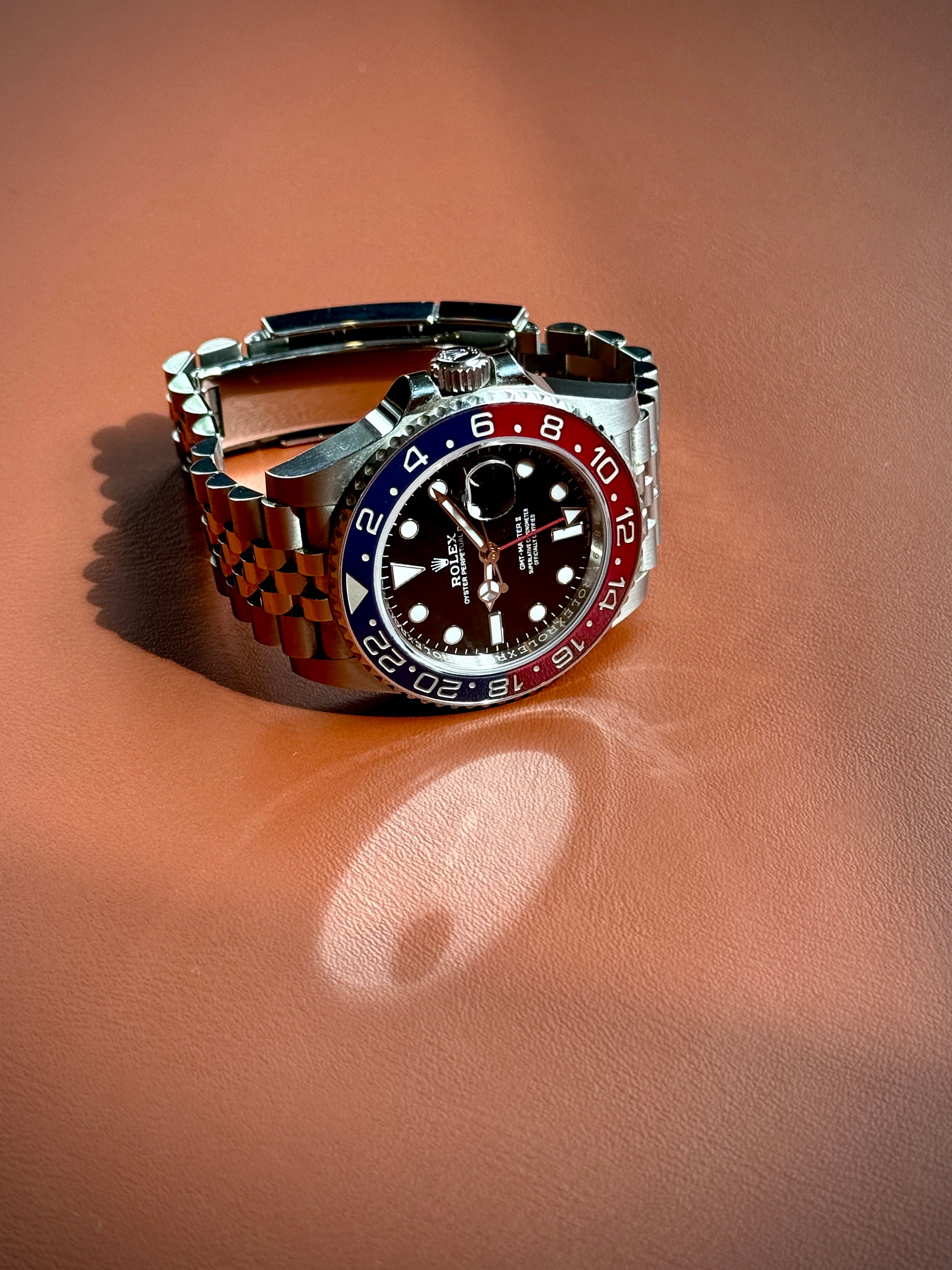 Pre-owned Rolex GMT-Master II 126710BLRO | steel black