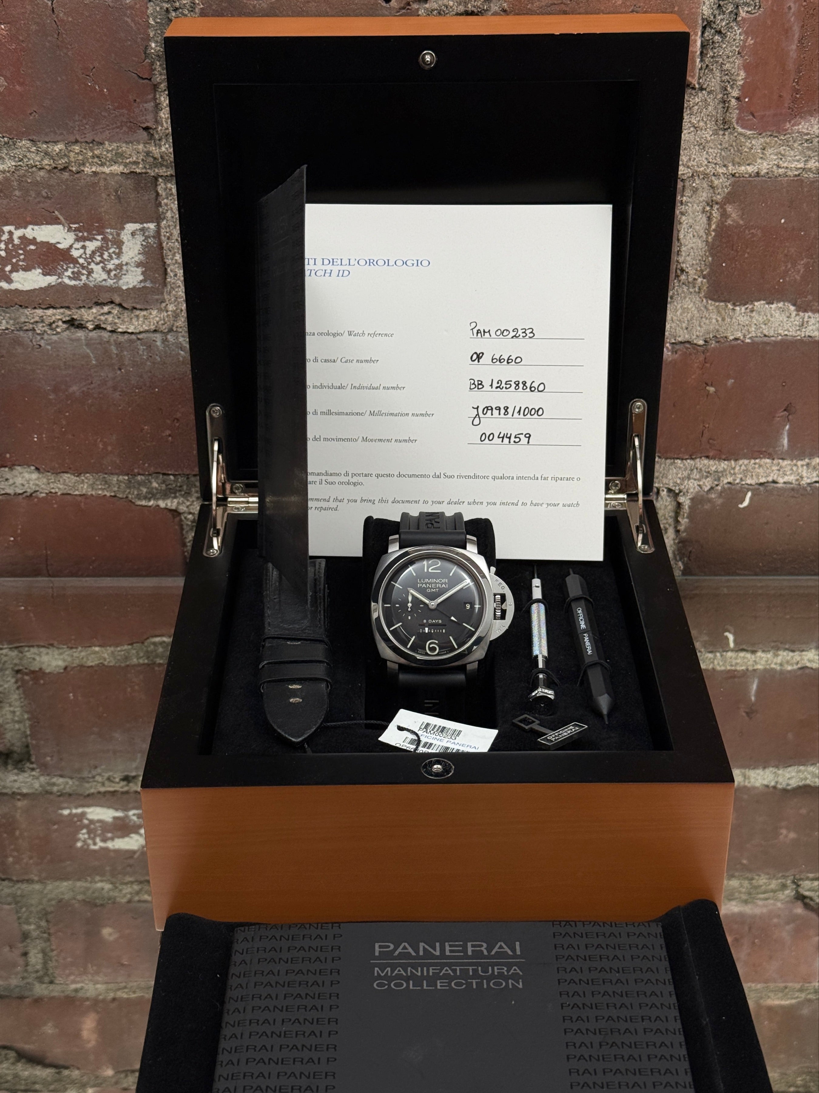 Panerai Luminor 1950 8 Days GMT