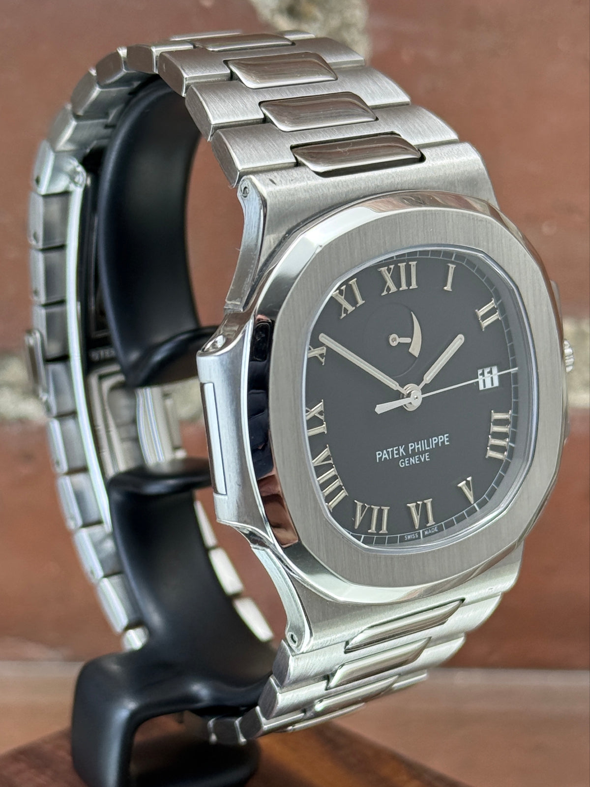 Pre-owned Patek Philippe Nautilus 3710/1A-001 | Steel Black