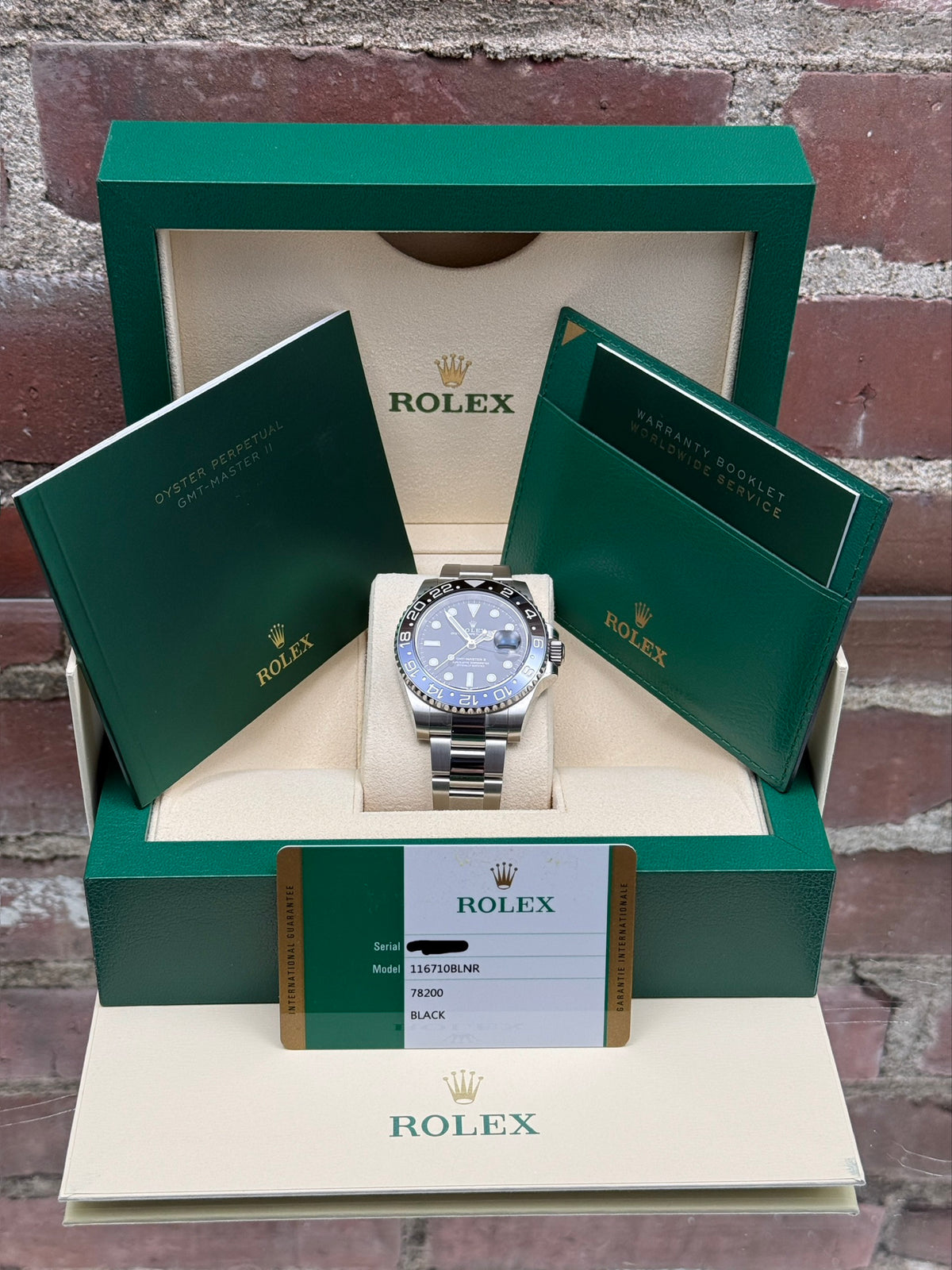 Brand new Rolex GMT-Master II "Batman" 116710BLNR | Steel Black