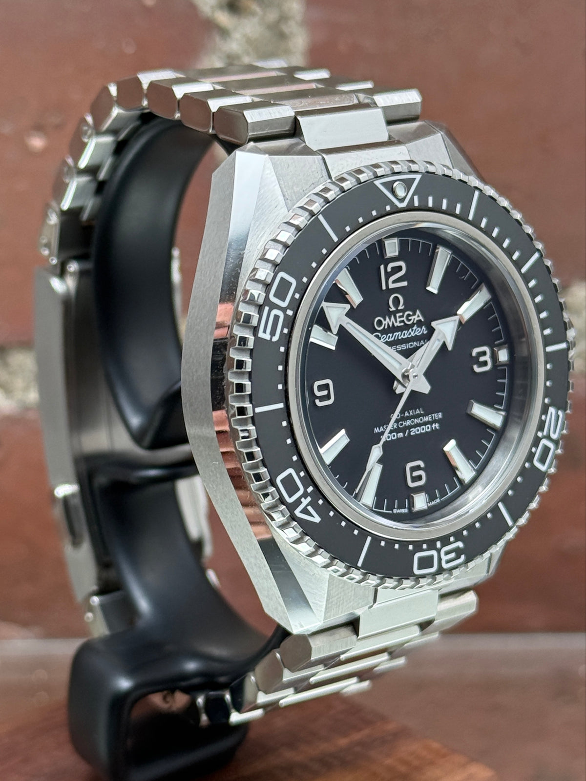 Pre-owned Omega Seamaster Planet Ocean 600m 217.30.42.21.01.001 | N/A N/A