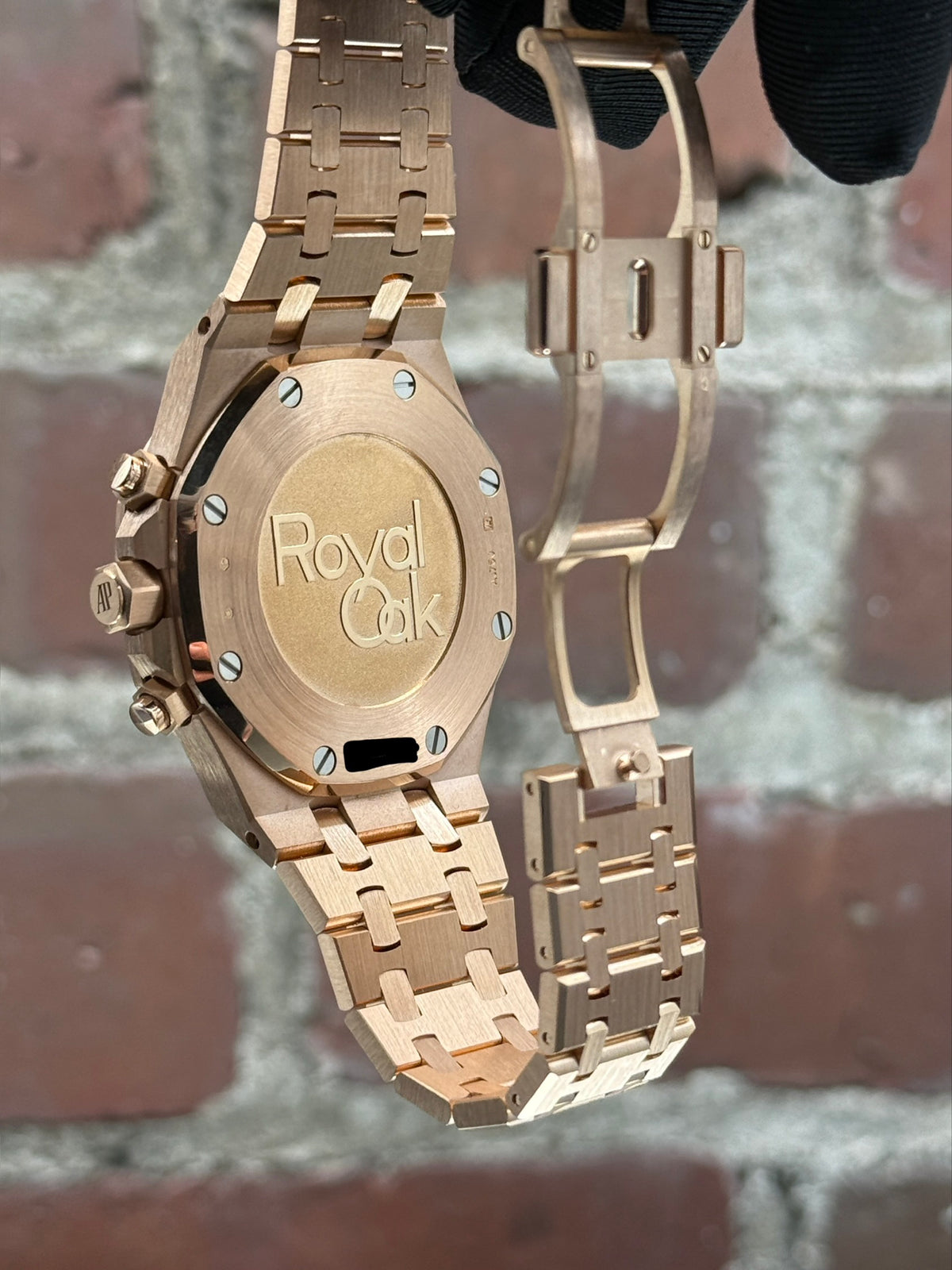 Pre-owned Audemars Piguet Royal Oak Selfwinding Chronograph 26715OR.ZZ.1356OR.01 | pink gold silver
