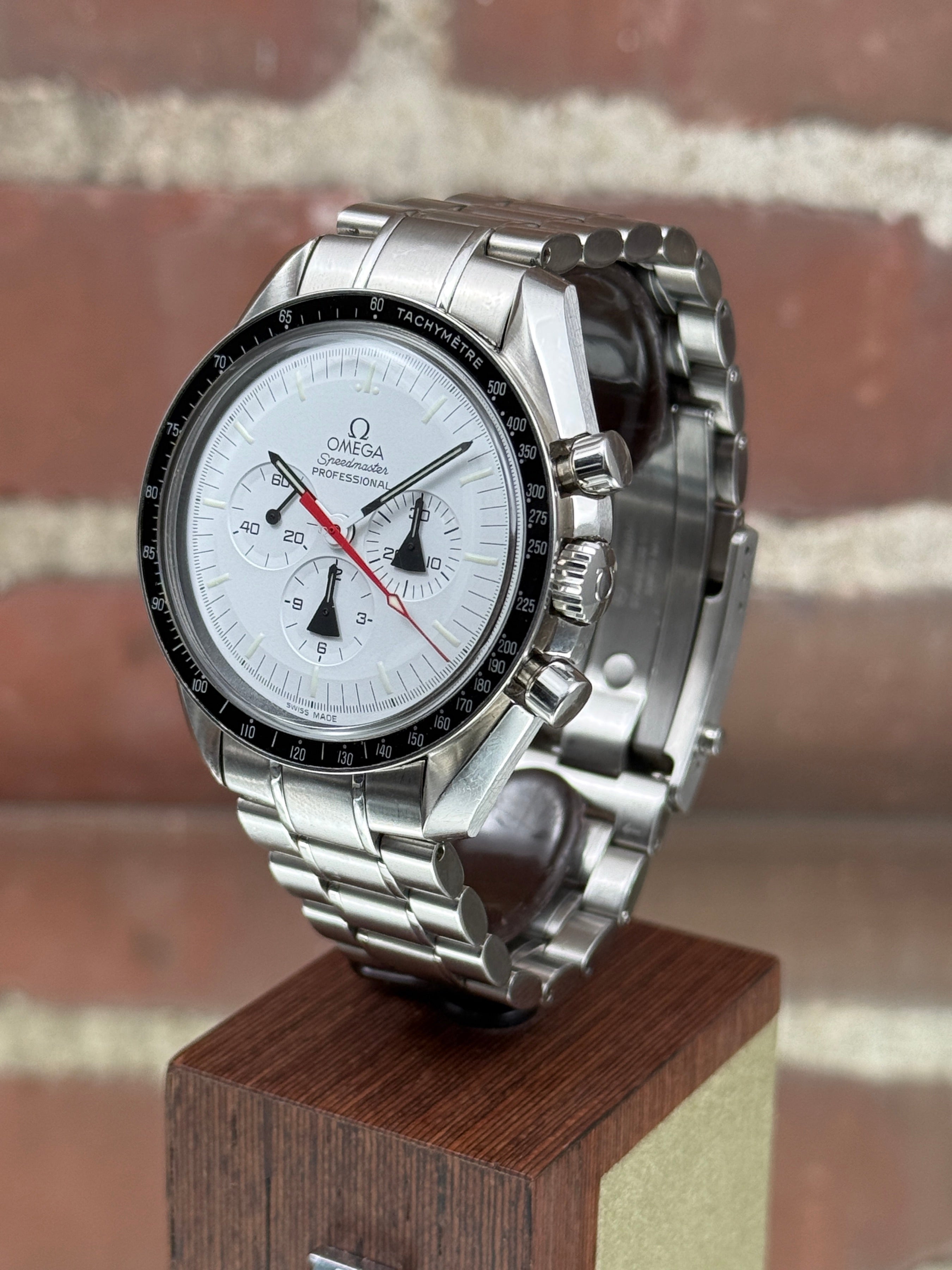 Omega Speedmaster Alaska Project