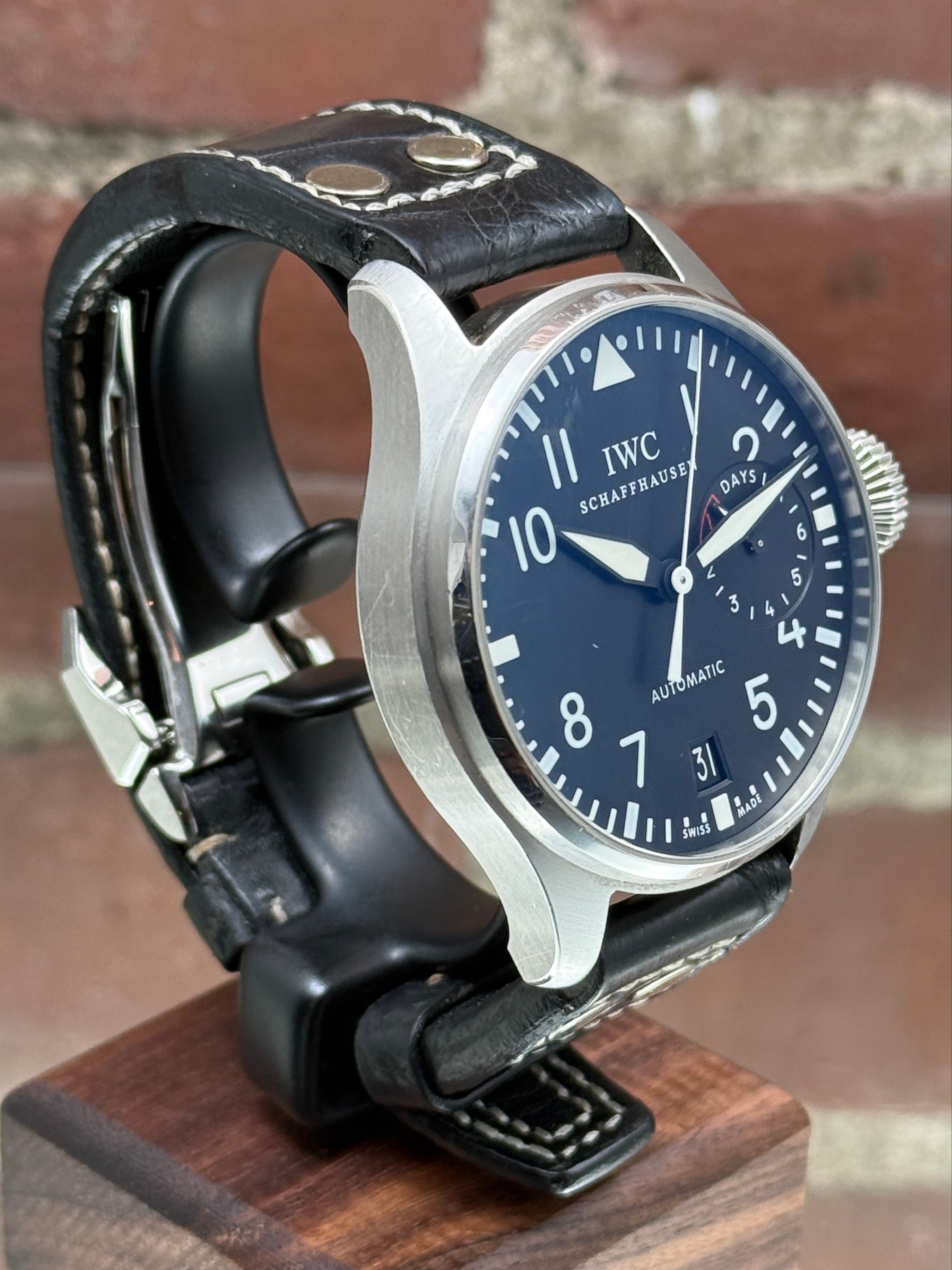 Pre-owned IWC Big Pilot IW500901 | Steel Black