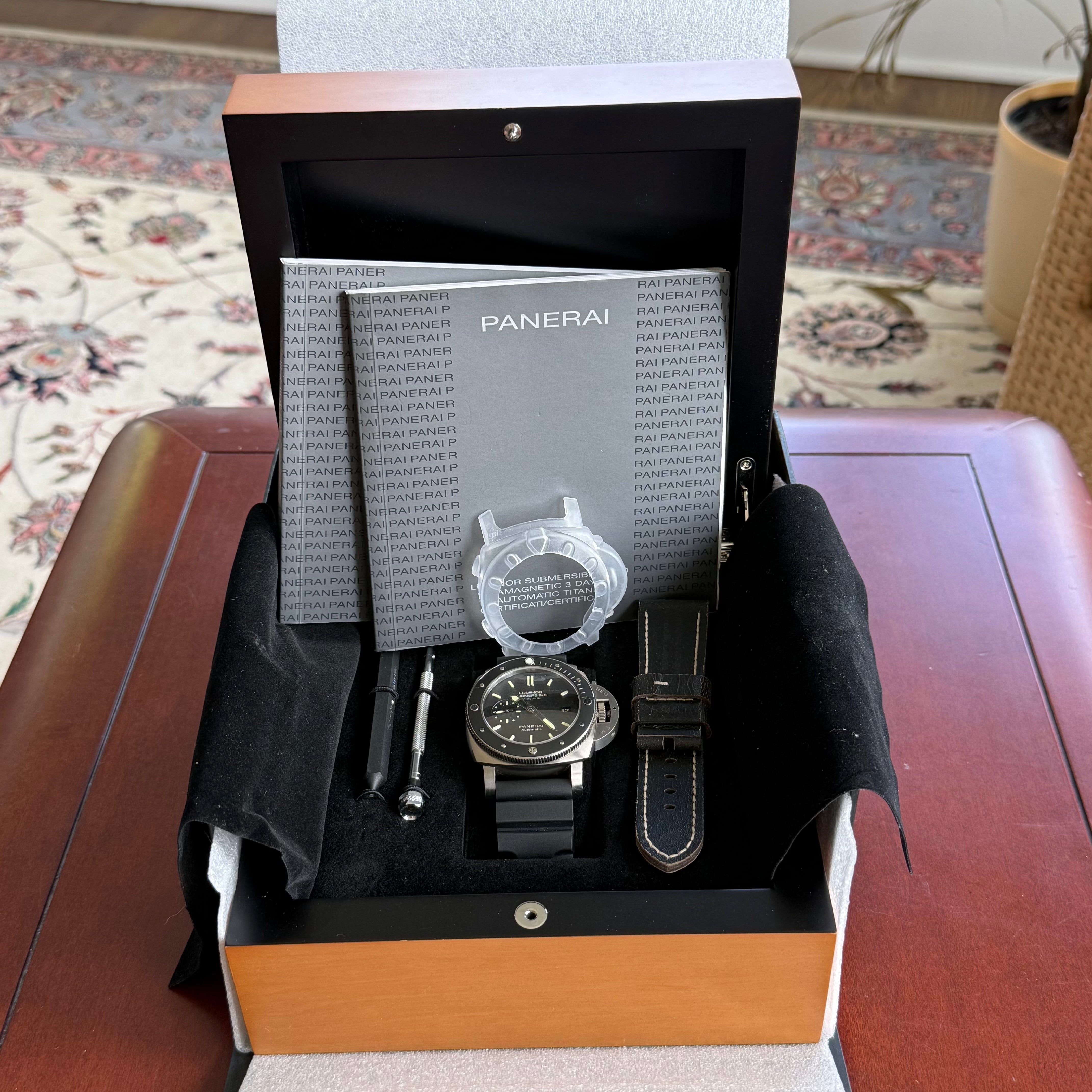 Panerai Luminor Submersible 1950 Amagnetic Black Dial PAM00389