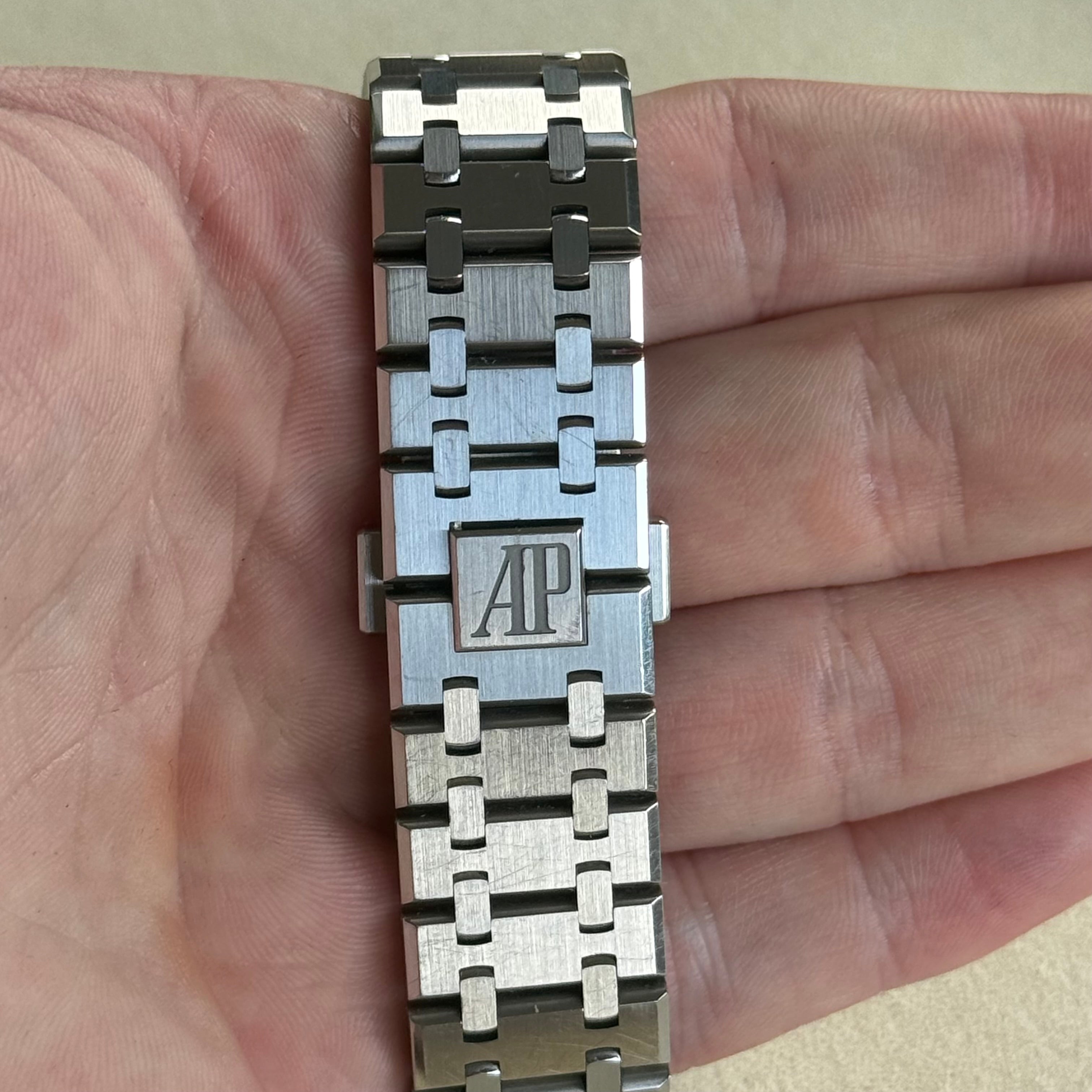 Audemars Piguet Royal Oak Blue Dial 15500ST.OO.1220ST.01