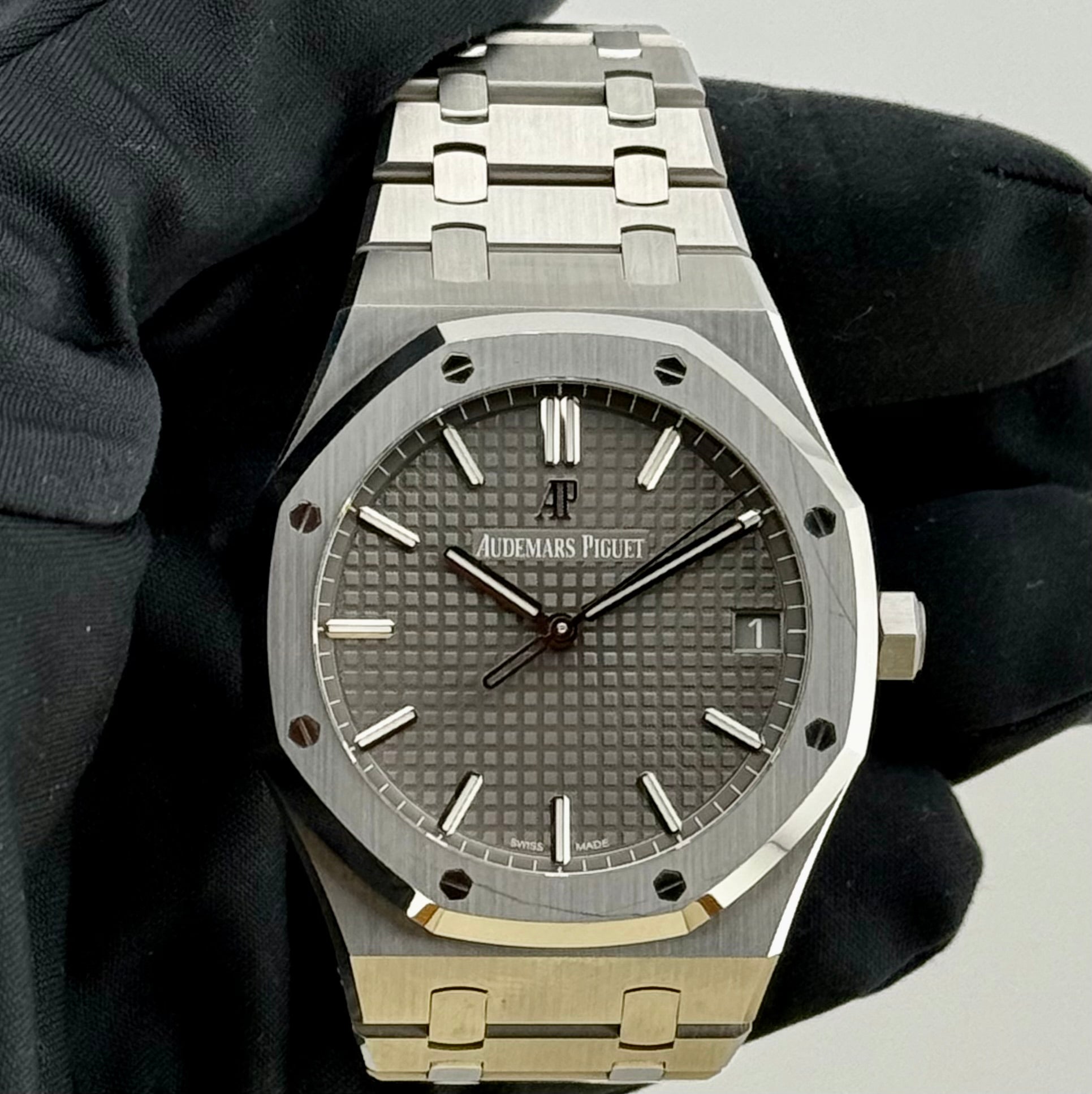 Audemars Piguet Royal Oak Selfwinding Grey Dial 15510ST.OO.1320ST.10