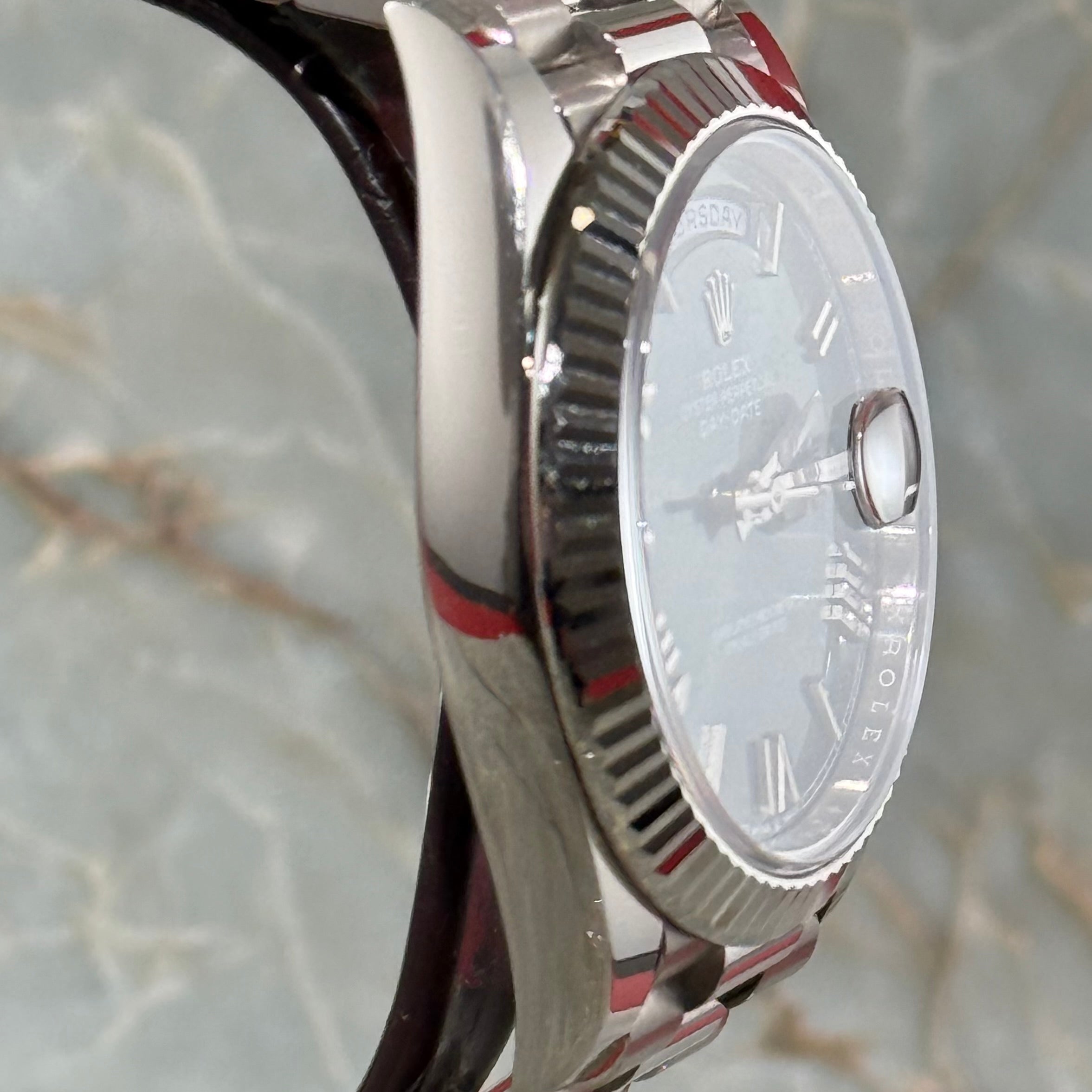 Rolex Day-Date 40 Olive Green Bevelled Roman Dial 228239