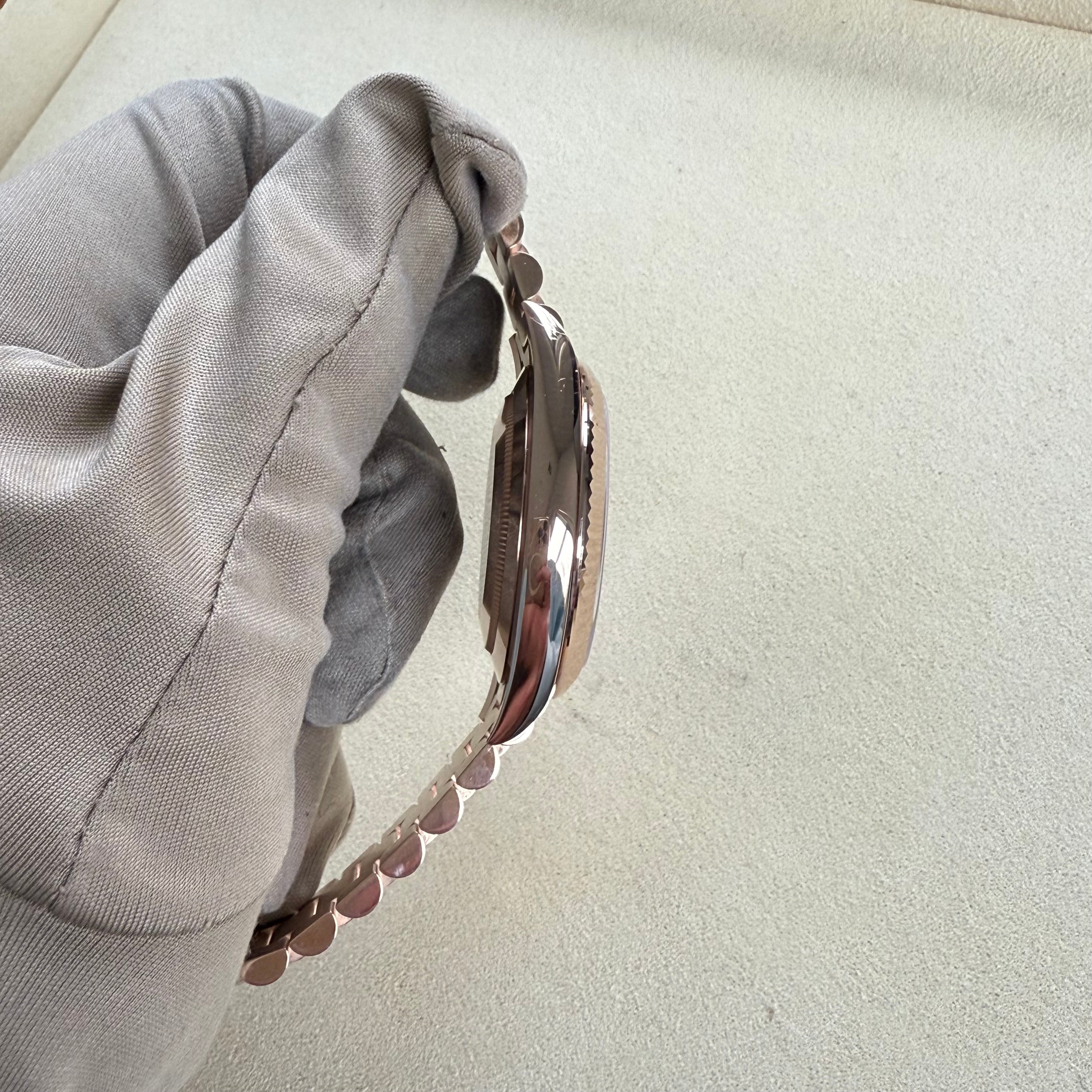 Rolex Day-Date 40 Olive Green Roman Dial 228235