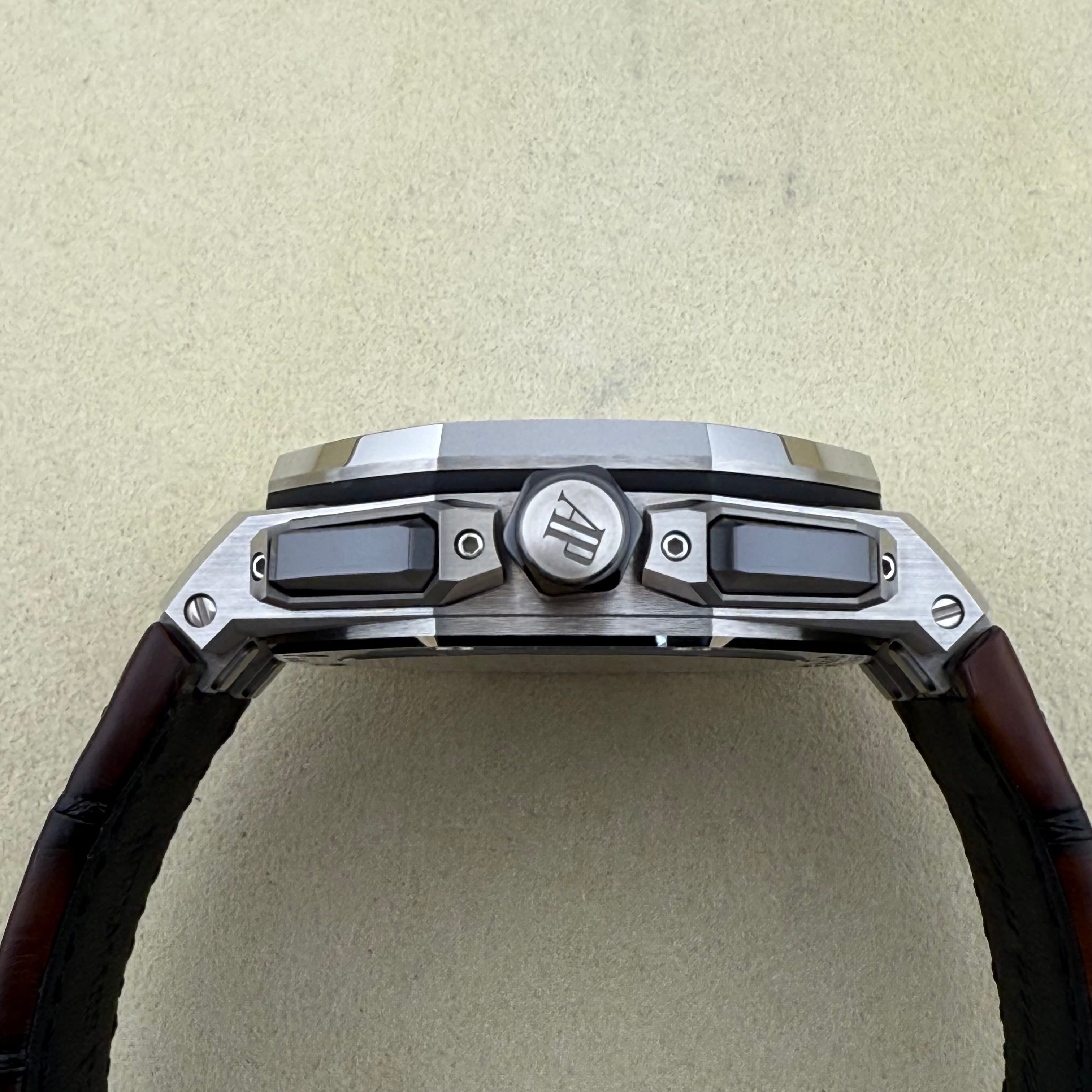 Audemars Piguet Offshore Selfwinding Chronograph Bronze Dial 26420ST.OO.A828CR.01