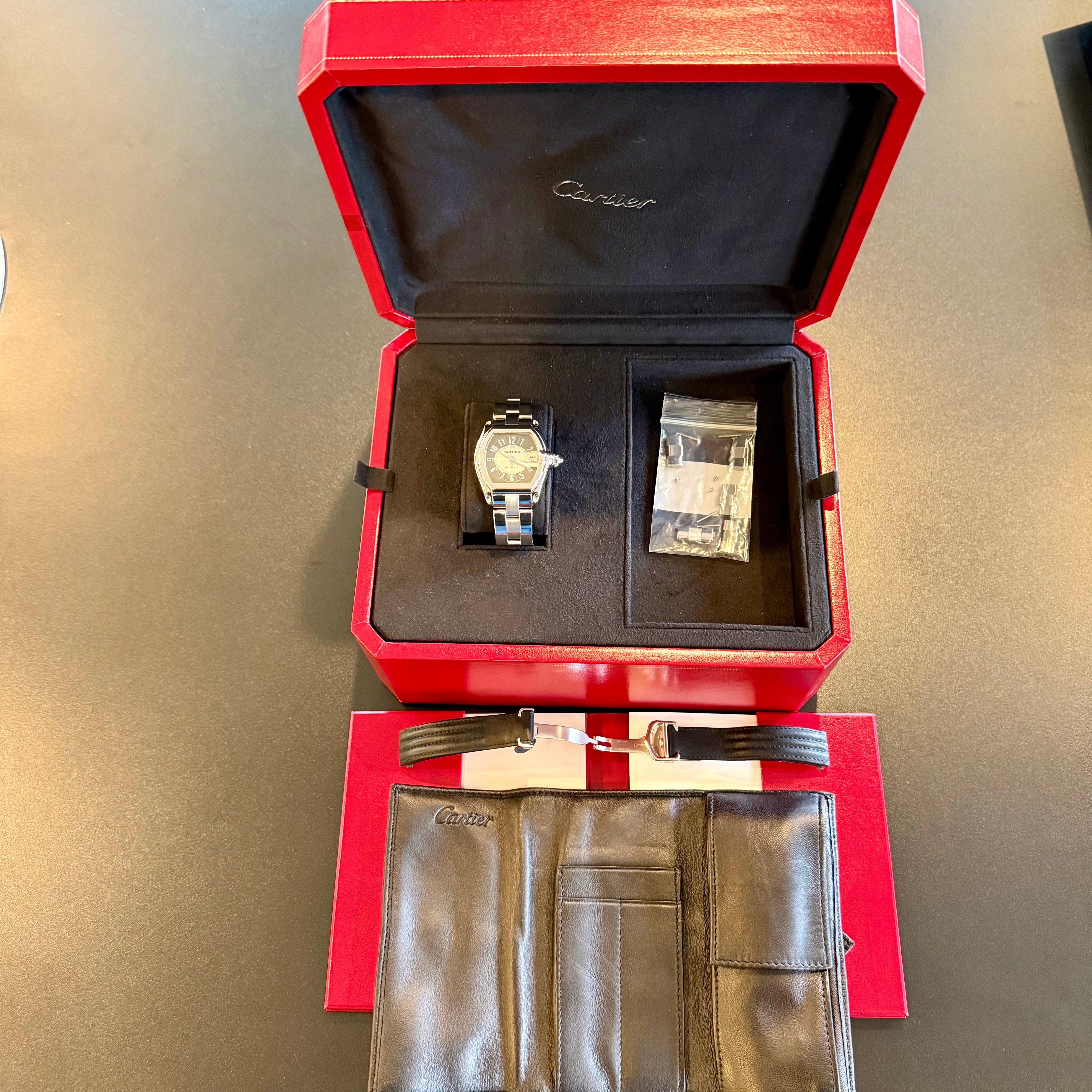 Cartier Roadster LG Black/Silver Dial W62001V3