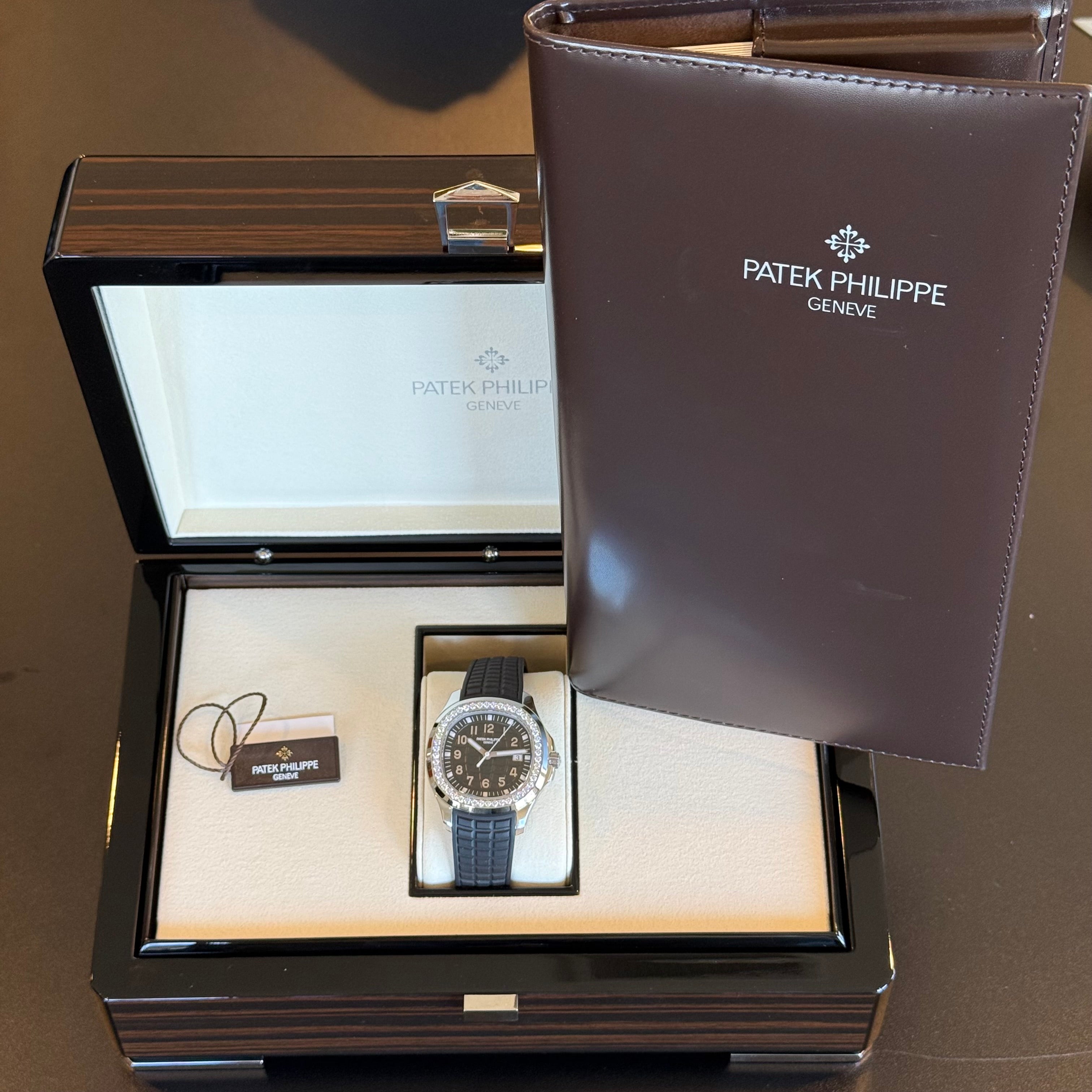 Patek Philippe Aquanaut Luce black Dial 5267/200A-001